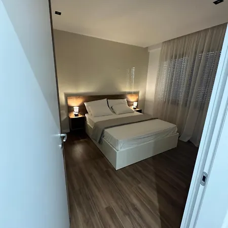 Luxury Center Apartment24 Apartamento *