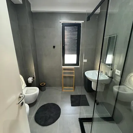 Luxury Center Apartment24