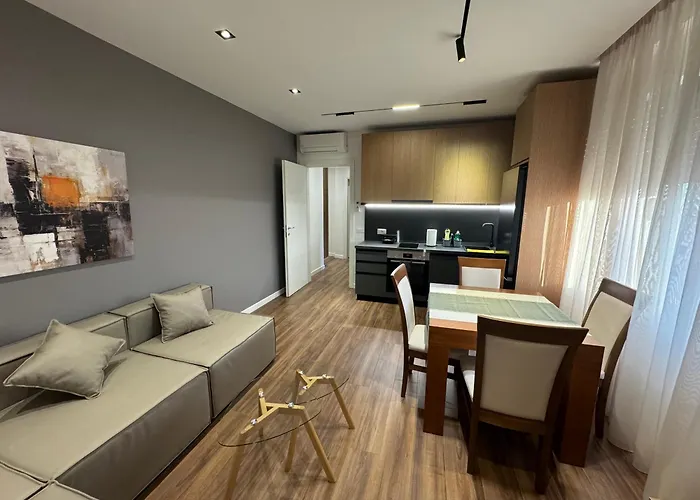 Apartment Old Bazaar 24 *